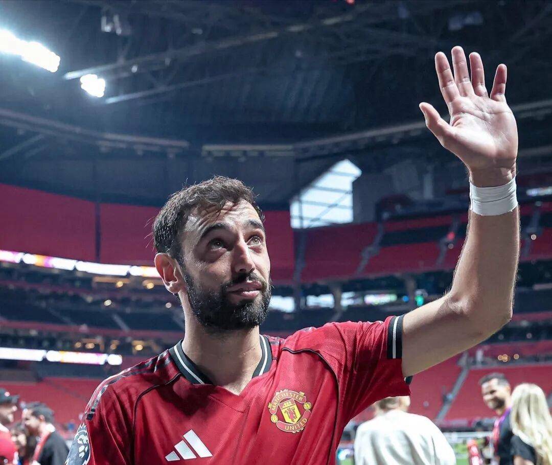 C7娱乐-曼联冬季转会欲解决中场人员不足问题的简单介绍