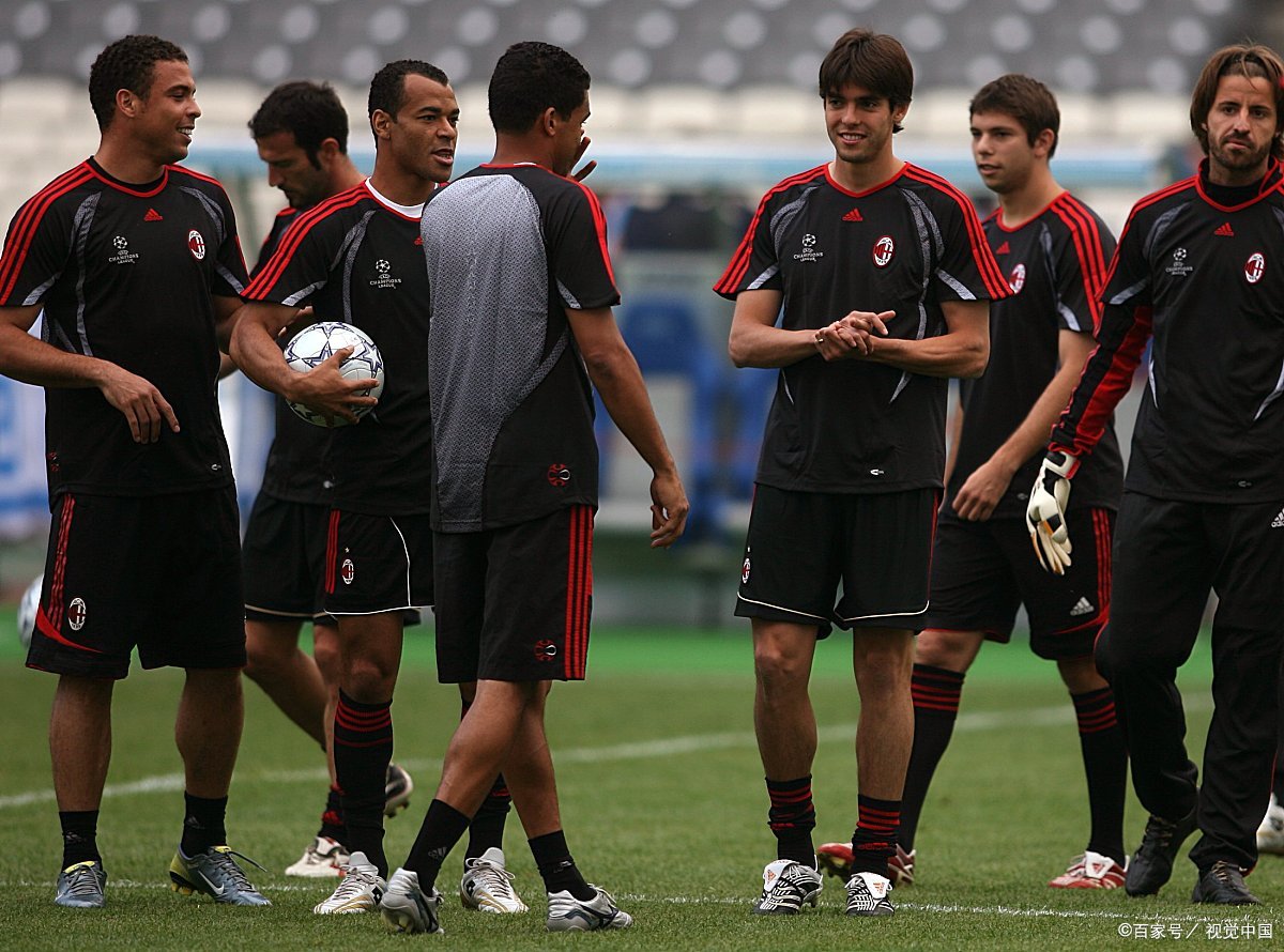 波兰取得关键胜利，晋级欧洲联赛淘汰赛