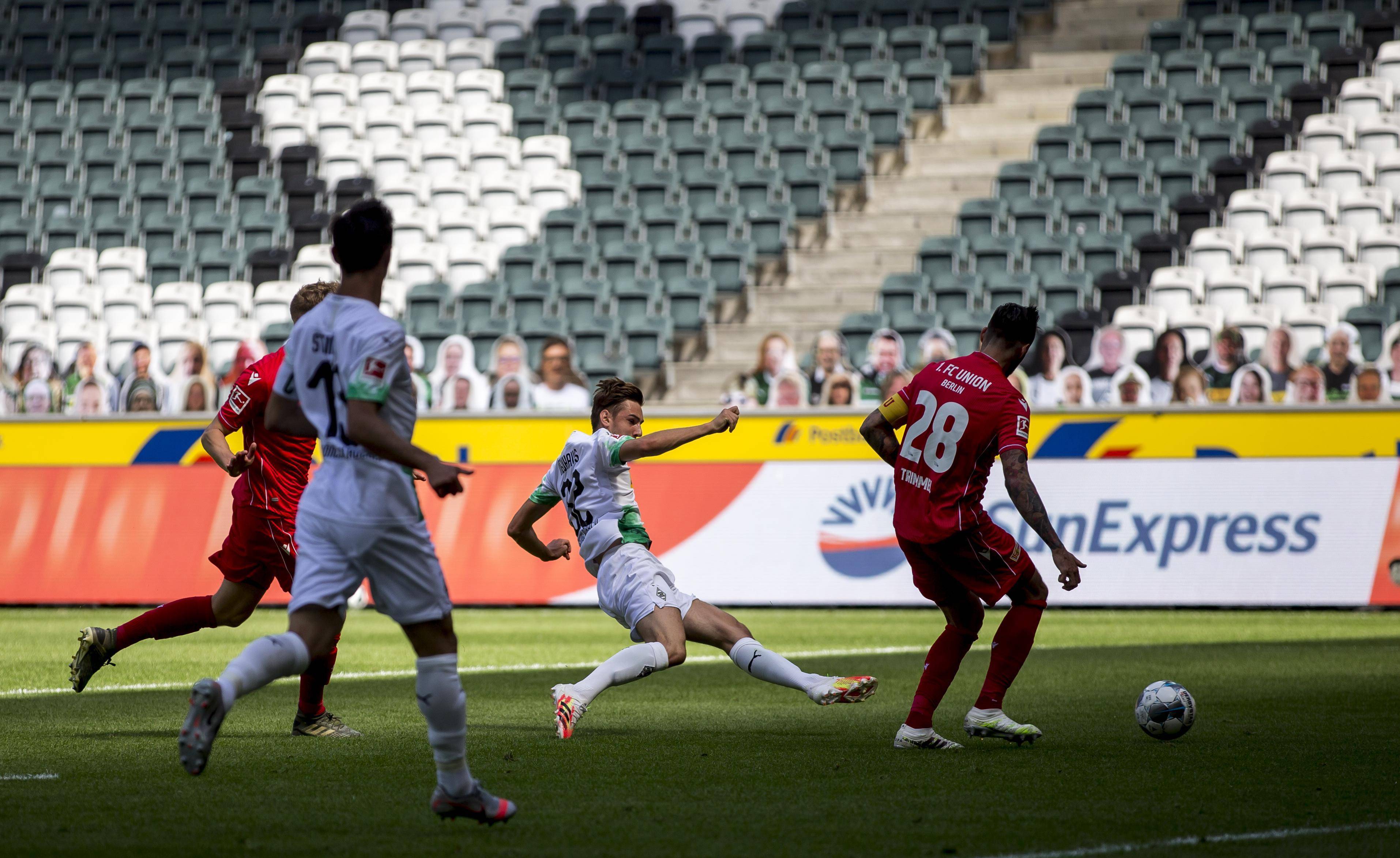 C7娱乐app-关于两支传统劲旅再次交手，胜负难料的信息